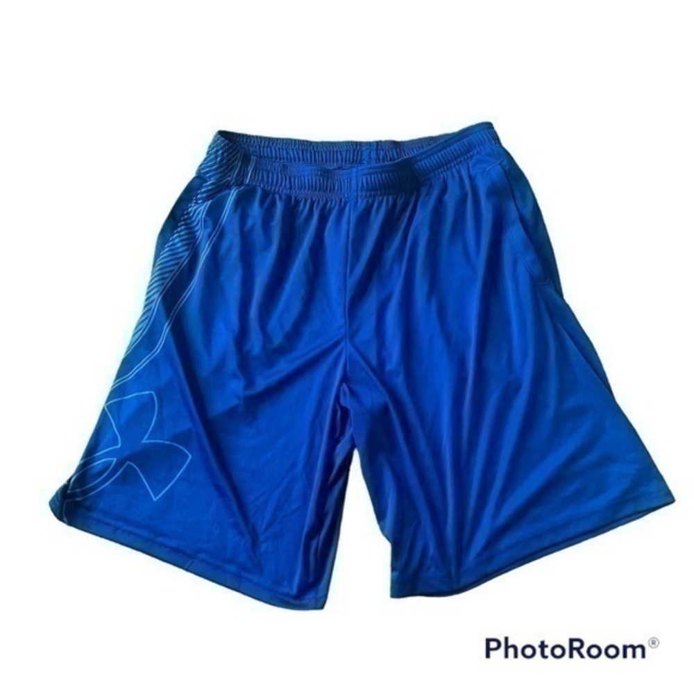 Blue under armour shorts with pockets